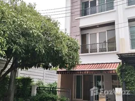 3 Schlafzimmer Reihenhaus zu verkaufen im Baan Klang Muang S-Sense Rama 9 Ladprao, Wang Thonglang, Wang Thong Lang