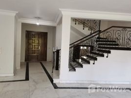 5 Bedrooms Townhouse for rent in Sheikh Zayed Compounds, Giza Beverly Hills