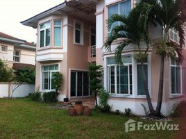 4 Bedrooms House for sale in Lat Sawai, Pathum Thani Thanya Thanee Home On Green Village
