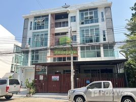 3 Bedroom Townhouse for sale at Kasa Deva Sathon - Kanlapaphruek, Bang Bon, Bang Bon