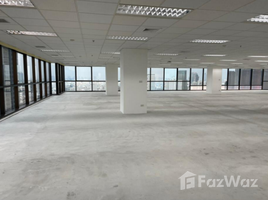 215.53 кв.м. Office for rent at Thanapoom Tower, Makkasan