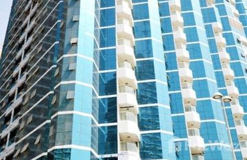 New Dubai Gate 2 in Lake Almas East, Dubai