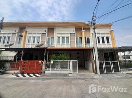 4 Bedroom Townhouse for sale at Golden Town Chaiyaphruek-Wongwaen, Sai Noi, Sai Noi