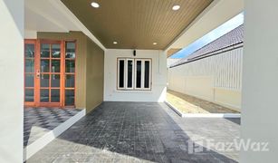 4 Bedrooms Townhouse for sale in Ratsada, Phuket Sri Suchart Grand View 3