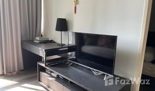 2 Bedrooms Condo for sale in Sam Sen Nai, Bangkok Chateau In Town Phaholyothin 11