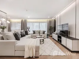 4 Habitación Departamento en venta en Le Premier 2, Khlong Tan Nuea