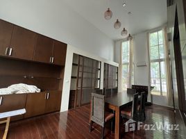 4 Bedroom Villa for rent at Baan Klang Krung (British Town -Thonglor), Khlong Tan Nuea, Watthana