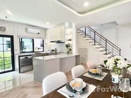 4 Bedroom Villa for rent at Centro Bangna, Bang Kaeo, Bang Phli, Samut Prakan