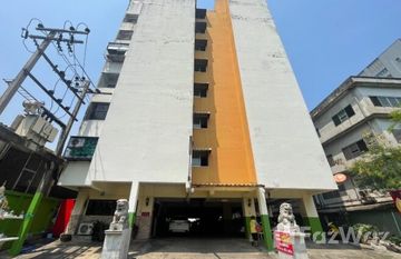 Pattarasorn Place in Bang Wa, Bangkok