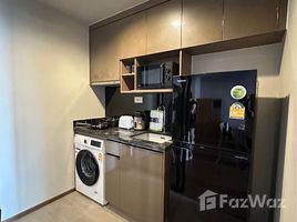 1 спален Кондо в аренду в Ideo Q Sukhumvit 36, Khlong Tan