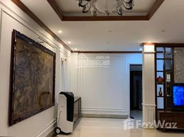 5 Bedroom House for sale in Hanoi Train Street, Dien Bien, Cua Dong