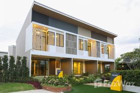 The Trust Town Bowin Immobilien Bauprojekt in Chon Buri