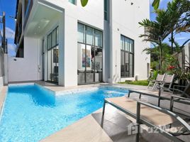 3 Bedroom Villa for sale in Karon, Phuket Town, Karon