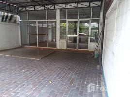 4 chambre Maison de ville for rent in Chatuchak, Bangkok, Chantharakasem, Chatuchak