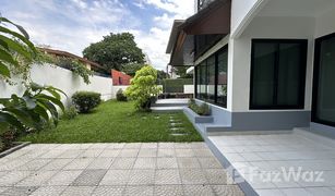 3 Bedrooms House for sale in Khlong Tan Nuea, Bangkok 