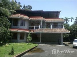 4 Schlafzimmer Haus zu verkaufen im Kodungalloor, Kodungallur, Thrissur, Kerala, Indien