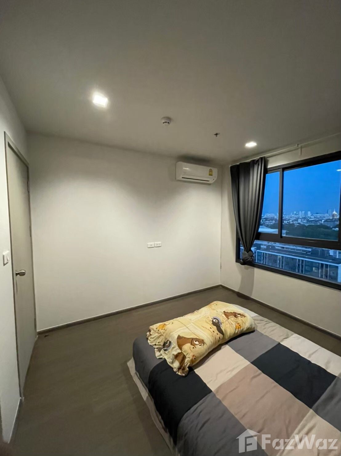 For sale 1 bed condo in Phra Khanong, Bangkok