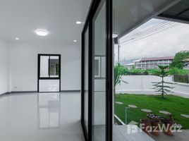 3 спален Дом for sale in Чианг Маи, San Phisuea, Mueang Chiang Mai, Чианг Маи