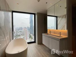 2 спален Кондо в аренду в The Lofts Silom, Si Lom, Банг Рак, Бангкок