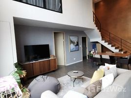 2 Bedroom Apartment for sale at The Lofts Silom, Si Lom
