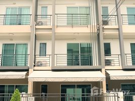 3 Bedrooms House for sale in Suan Luang, Bangkok Baan Klang Muang Sukhumvit 77