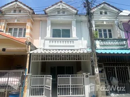 3 chambre Maison de ville à vendre à Piya Wararom 3 Village., Sai Noi, Sai Noi