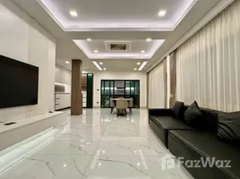 5 Bedroom House for rent at Chokchai Village 9, Nong Prue