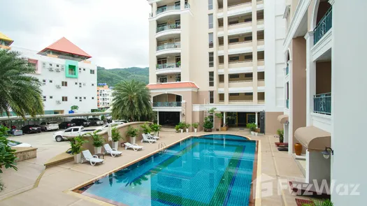 Photo 1 of the Piscine commune at Patong Loft