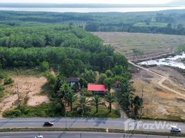  Terrain for sale in Thaïlande, Thung Maphrao, Thai Mueang, Phangnga, Thaïlande