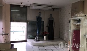 4 Schlafzimmern Shophaus zu verkaufen in Bang Yi Khan, Bangkok 