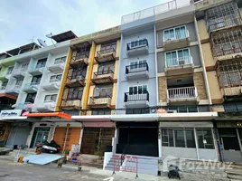 ร้านขายของ 2 ห้องนอน ให้เช่า ในทำเล บางนา, กรุงเทพมหานคร, บางนา, บางนา