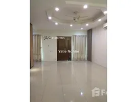 6 Bedroom Townhouse for sale at Batu Maung, Bayan Lepas