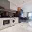 2 спален Квартира в аренду в Sky Walk Residences, Phra Khanong Nuea