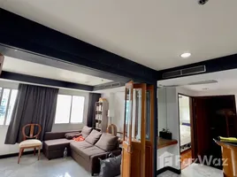 อพาร์ทเม้นท์ 3 ห้องนอน ให้เช่า ในโครงการ วิทยุ คอมเพล็กซ์, มักกะสัน