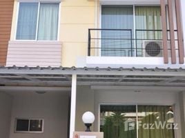 3 Bedroom Townhouse for sale at Vista Avenue Petchkasem 81, Nong Khaem