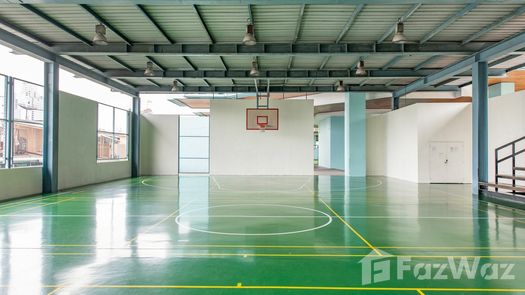 รูปถ่าย 2 of the Basketball Court at บางกอก การ์เด้น