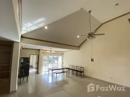 2 Bedroom Condo for rent at El Patio, Khlong Toei Nuea