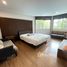 3 Bedroom House for rent at Baan Thepkamol, Bang Kapi, Huai Khwang
