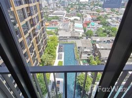 1 спален Кондо в аренду в Oka Haus, Khlong Tan, Кхлонг Тоеи