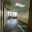 218 SqM Office for rent at Chamnan Phenjati Business Center, Huai Khwang