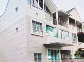 3 Bedroom Townhouse for rent at Lake View Muang Thong Thani, Ban Mai