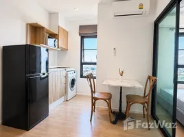 คอนโด สตูดิโอ ให้เช่า ในโครงการ เอสเซ็นท์ คอนโด, ฟ้าฮ่าม