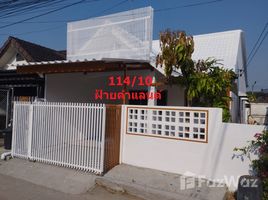2 Schlafzimmer Reihenhaus zu verkaufen in Mueang Lamphun, Lamphun, Ban Klang, Mueang Lamphun, Lamphun