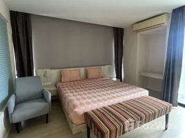 2 Schlafzimmer Wohnung zu vermieten im Kanyarat Lakeview Condominium, Nai Mueang, Mueang Khon Kaen, Khon Kaen