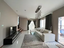 4 Schlafzimmer Haus zu vermieten im Nirvana Beyond Rama 9, Suan Luang