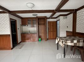 2 Bedroom Condo for sale at Garden Place, Sam Sen Nok, Huai Khwang