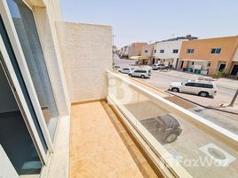 3 спален Вилла на продажу в Contemporary Style, Al Reef Villas