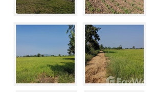 N/A Land for sale in Ta Khit, Nakhon Sawan 