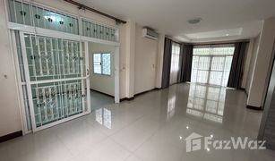 4 Bedrooms House for sale in Surasak, Pattaya The Living Sriracha