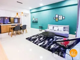 Appartement Studio à louer à City Center Building, Hamdan Street, Abu Dhabi, Émirats arabes unis